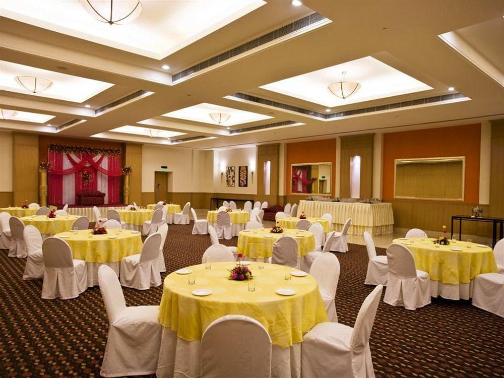 Lemon Tree Hotel, East Delhi Mall, Kaushambi Ghaziabad Ngoại thất bức ảnh